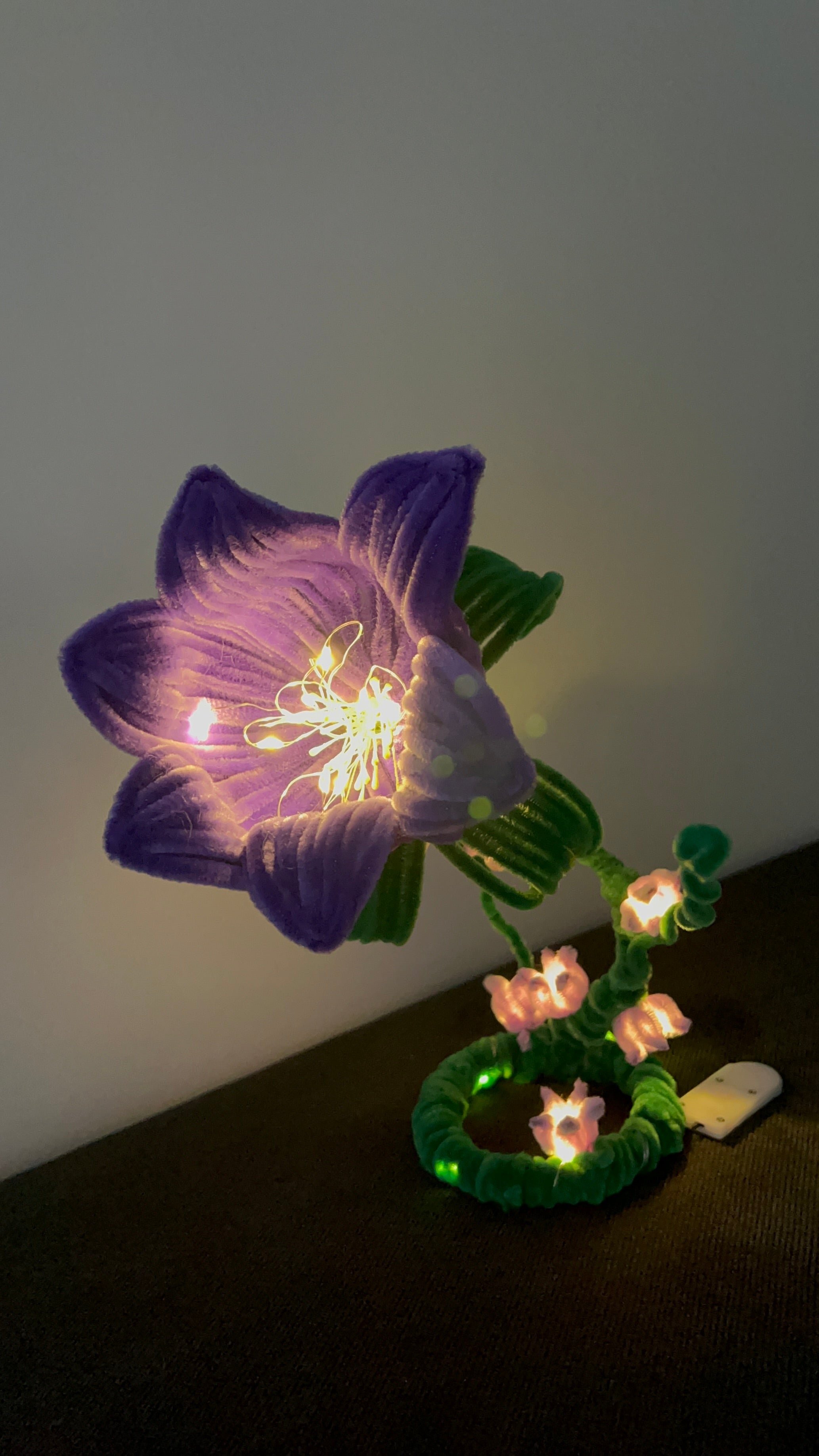 Lampe de chevet Muguet Violet/Lilas